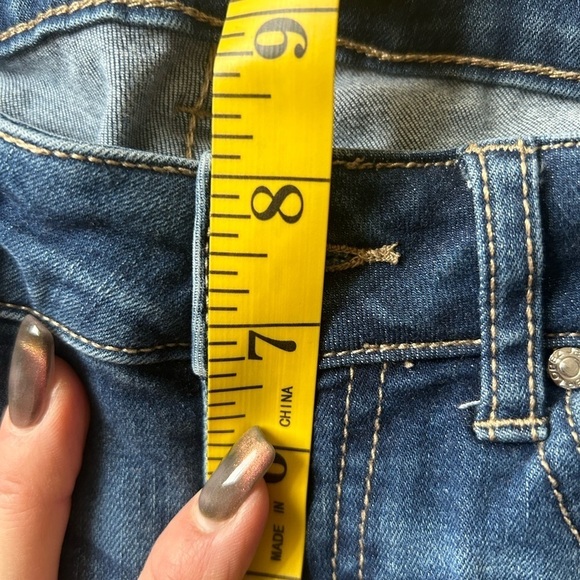 5/$25 Jennifer Lopez Skinny Ankle Jeans with zipper feature size 2 - Picture 11 of 12